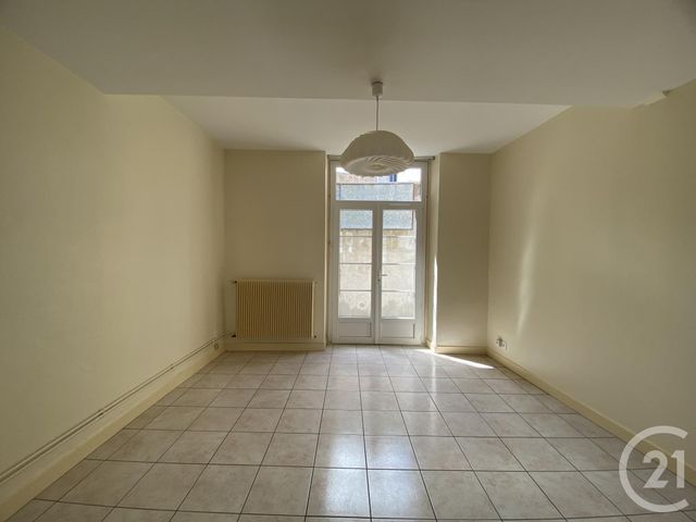 Appartement F1 à louer - 1 pièce - 27.0 m2 - MOULINS - 03 - AUVERGNE - Century 21 Pierre Immobilier Appartement F1 à louer - 1 pièce - 27.0 m2 - MOULINS - 03 - AUVERGNE - Century 21 Pierre Immobilier