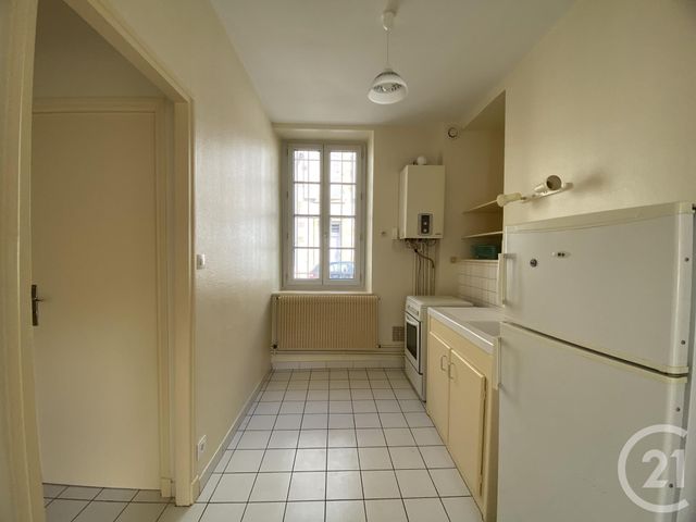 Appartement F1 à louer - 1 pièce - 27.0 m2 - MOULINS - 03 - AUVERGNE - Century 21 Pierre Immobilier Appartement F1 à louer - 1 pièce - 27.0 m2 - MOULINS - 03 - AUVERGNE - Century 21 Pierre Immobilier