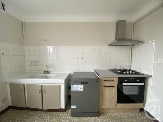 Afficher la photo en grand Appartement F4 à louer - 4 pièces - 69.29 m2 - MOULINS - 03 - AUVERGNE - Century 21 Pierre Immobilier
