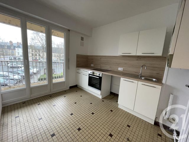 Appartement F2 à louer - 2 pièces - 48.79 m2 - MOULINS - 03 - AUVERGNE - Century 21 Pierre Immobilier