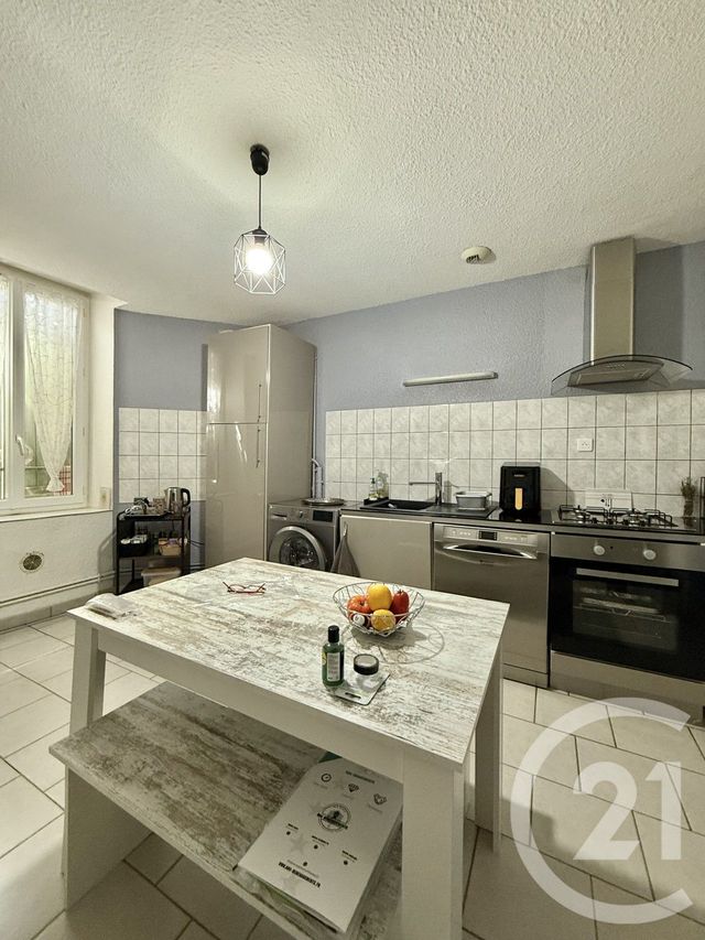 Appartement F3 à louer - 3 pièces - 73.7 m2 - MOULINS - 03 - AUVERGNE - Century 21 Pierre Immobilier