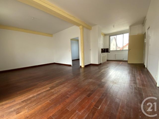 Afficher la photo en grand Appartement F3 à louer - 3 pièces - 70.0 m2 - MOULINS - 03 - AUVERGNE - Century 21 Pierre Immobilier