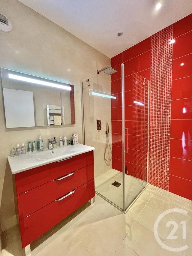 Appartement F5 à vendre - 5 pièces - 181.89 m2 - MOULINS - 03 - AUVERGNE - Century 21 Pierre Immobilier