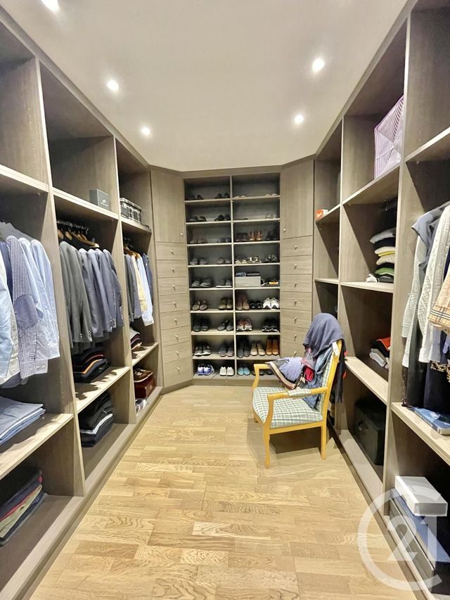 Appartement F5 à vendre - 5 pièces - 181.89 m2 - MOULINS - 03 - AUVERGNE - Century 21 Pierre Immobilier