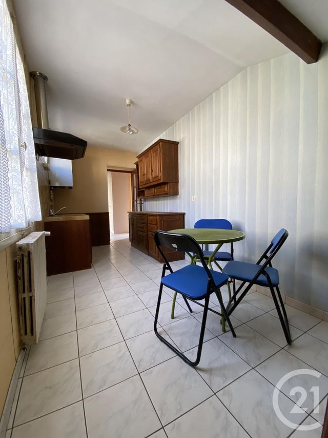 Afficher la photo en grand Appartement F3 à vendre - 3 pièces - 68.0 m2 - MOULINS - 03 - AUVERGNE - Century 21 Pierre Immobilier