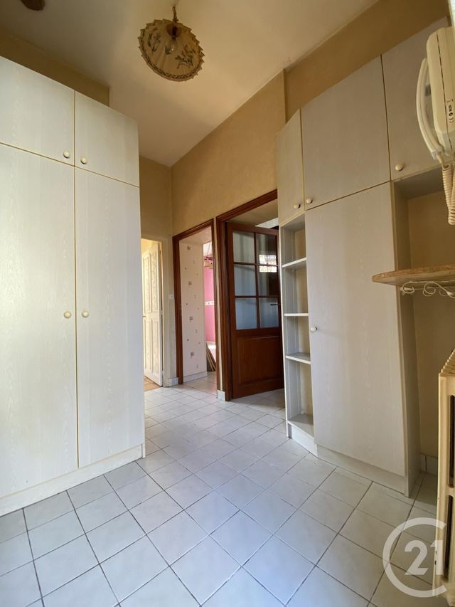 Afficher la photo en grand Appartement F3 à vendre - 3 pièces - 68.0 m2 - MOULINS - 03 - AUVERGNE - Century 21 Pierre Immobilier