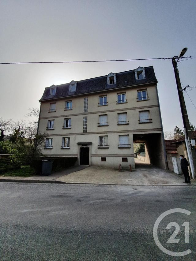 Appartement F3 à vendre - 3 pièces - 79.95 m2 - MOULINS - 03 - AUVERGNE - Century 21 Pierre Immobilier Appartement F3 à vendre - 3 pièces - 79.95 m2 - MOULINS - 03 - AUVERGNE - Century 21 Pierre Immobilier