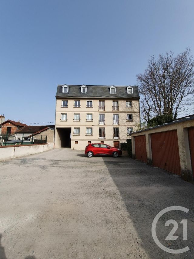 Appartement F3 à vendre - 3 pièces - 79.95 m2 - MOULINS - 03 - AUVERGNE - Century 21 Pierre Immobilier Appartement F3 à vendre - 3 pièces - 79.95 m2 - MOULINS - 03 - AUVERGNE - Century 21 Pierre Immobilier