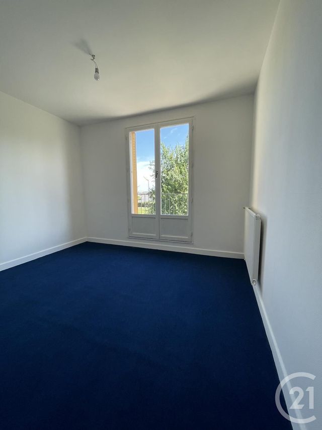 maison à vendre - 5 pièces - 92.0 m2 - YZEURE - 03 - AUVERGNE - Century 21 Pierre Immobilier maison à vendre - 5 pièces - 92.0 m2 - YZEURE - 03 - AUVERGNE - Century 21 Pierre Immobilier