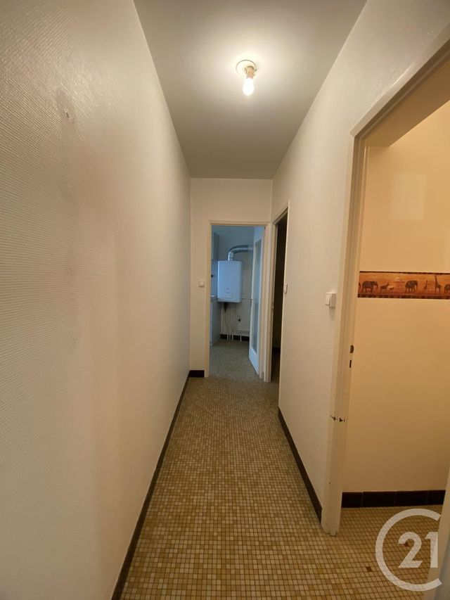 Appartement F2 à louer - 2 pièces - 51.38 m2 - MOULINS - 03 - AUVERGNE - Century 21 Pierre Immobilier Appartement F2 à louer - 2 pièces - 51.38 m2 - MOULINS - 03 - AUVERGNE - Century 21 Pierre Immobilier