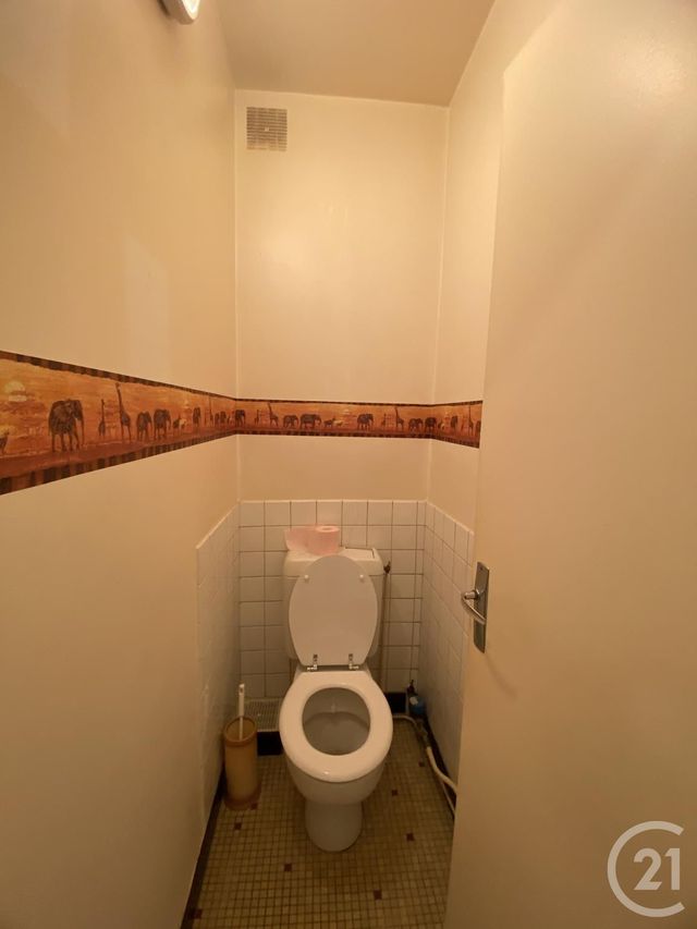 Appartement F2 à louer - 2 pièces - 51.38 m2 - MOULINS - 03 - AUVERGNE - Century 21 Pierre Immobilier Appartement F2 à louer - 2 pièces - 51.38 m2 - MOULINS - 03 - AUVERGNE - Century 21 Pierre Immobilier