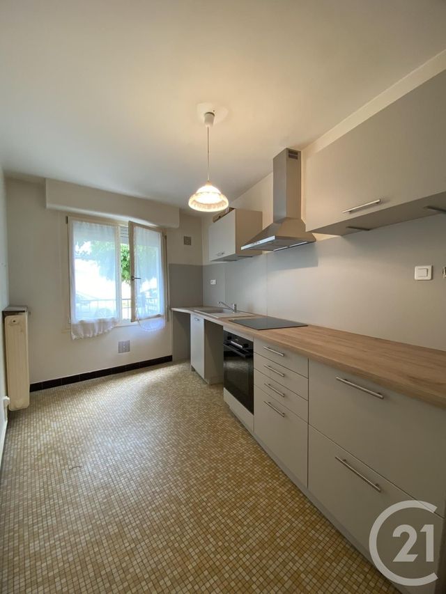 Appartement F2 à louer - 2 pièces - 51.38 m2 - MOULINS - 03 - AUVERGNE - Century 21 Pierre Immobilier Appartement F2 à louer - 2 pièces - 51.38 m2 - MOULINS - 03 - AUVERGNE - Century 21 Pierre Immobilier