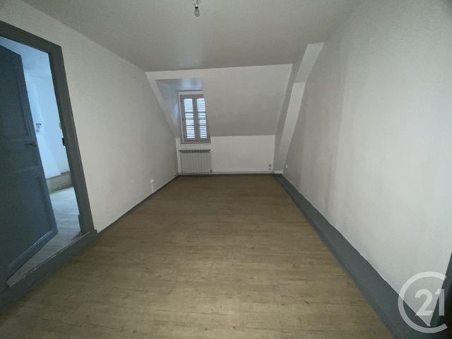 Appartement F3 à louer - 3 pièces - 69.0 m2 - MOULINS - 03 - AUVERGNE - Century 21 Pierre Immobilier Appartement F3 à louer - 3 pièces - 69.0 m2 - MOULINS - 03 - AUVERGNE - Century 21 Pierre Immobilier