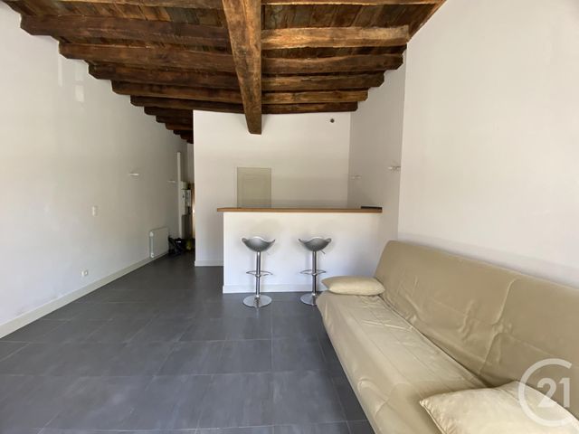 Appartement F1 à louer - 1 pièce - 32.04 m2 - MOULINS - 03 - AUVERGNE - Century 21 Pierre Immobilier Appartement F1 à louer - 1 pièce - 32.04 m2 - MOULINS - 03 - AUVERGNE - Century 21 Pierre Immobilier