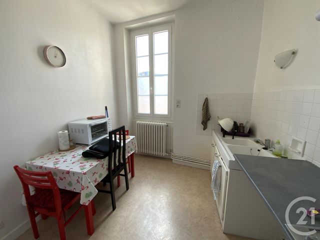 Appartement F1 à louer - 1 pièce - 34.42 m2 - MOULINS - 03 - AUVERGNE - Century 21 Pierre Immobilier Appartement F1 à louer - 1 pièce - 34.42 m2 - MOULINS - 03 - AUVERGNE - Century 21 Pierre Immobilier