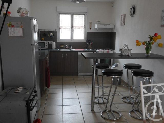 maison à louer - 5 pièces - 104.45 m2 - YZEURE - 03 - AUVERGNE - Century 21 Pierre Immobilier maison à louer - 5 pièces - 104.45 m2 - YZEURE - 03 - AUVERGNE - Century 21 Pierre Immobilier