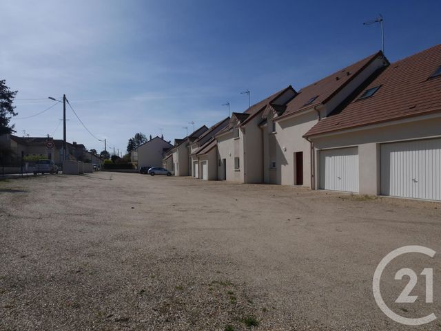 maison à louer - 5 pièces - 104.45 m2 - YZEURE - 03 - AUVERGNE - Century 21 Pierre Immobilier maison à louer - 5 pièces - 104.45 m2 - YZEURE - 03 - AUVERGNE - Century 21 Pierre Immobilier