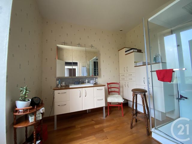 Afficher la photo en grand maison à vendre - 10 pièces - 230.06 m2 - BOURBON L ARCHAMBAULT - 03 - AUVERGNE - Century 21 Pierre Immobilier