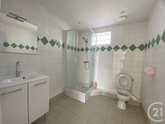 Afficher la photo en grand Studio à louer - 1 pièce - 31.67 m2 - YZEURE - 03 - AUVERGNE - Century 21 Pierre Immobilier