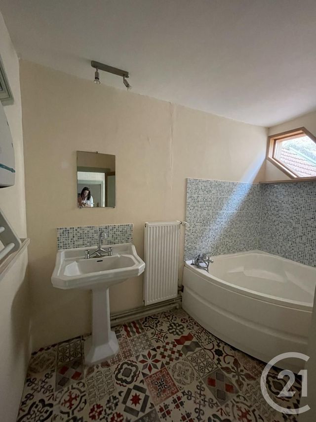 Afficher la photo en grand maison à vendre - 5 pièces - 150.0 m2 - SOUVIGNY - 03 - AUVERGNE - Century 21 Pierre Immobilier