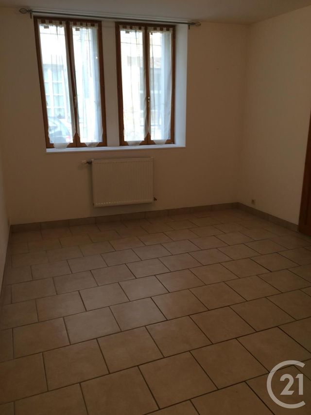 Afficher la photo en grand Appartement F2 à louer - 2 pièces - 41.82 m2 - MOULINS - 03 - AUVERGNE - Century 21 Pierre Immobilier