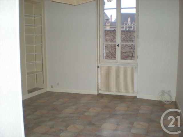 Afficher la photo en grand Appartement F1 à louer - 1 pièce - 32.44 m2 - MOULINS - 03 - AUVERGNE - Century 21 Pierre Immobilier