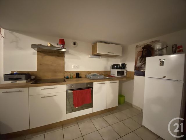 Afficher la photo en grand Appartement F2 à louer - 2 pièces - 41.5 m2 - MOULINS - 03 - AUVERGNE - Century 21 Pierre Immobilier