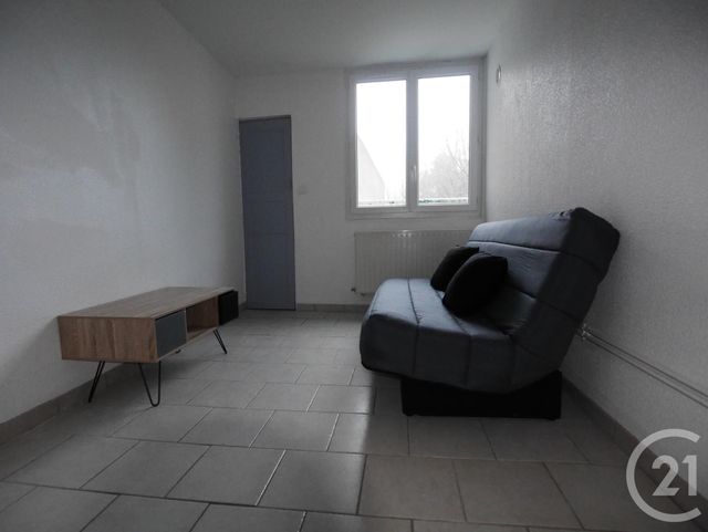 Afficher la photo en grand Appartement F1 à louer - 1 pièce - 19.8 m2 - MOULINS - 03 - AUVERGNE - Century 21 Pierre Immobilier