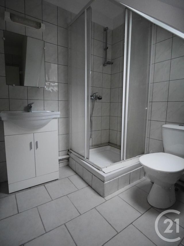 Afficher la photo en grand Appartement F1 à louer - 1 pièce - 19.8 m2 - MOULINS - 03 - AUVERGNE - Century 21 Pierre Immobilier