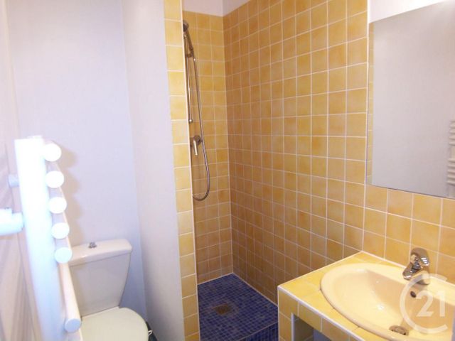 Afficher la photo en grand Studio à louer - 1 pièce - 13.88 m2 - MOULINS - 03 - AUVERGNE - Century 21 Pierre Immobilier