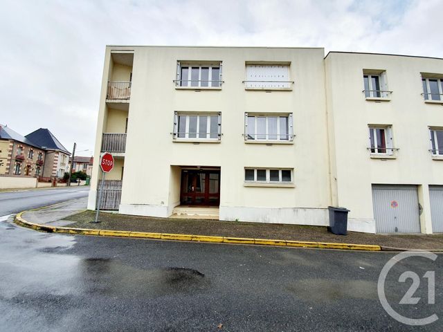 Afficher la photo en grand Appartement F2 à louer - 2 pièces - 37.0 m2 - YZEURE - 03 - AUVERGNE - Century 21 Pierre Immobilier