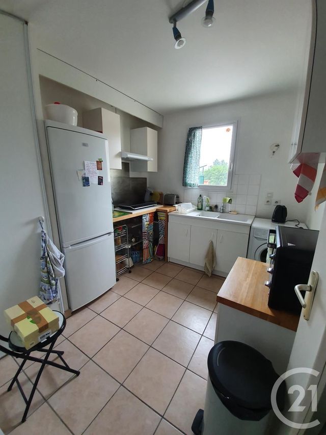 Afficher la photo en grand Appartement F4 à louer - 4 pièces - 124.97 m2 - YZEURE - 03 - AUVERGNE - Century 21 Pierre Immobilier