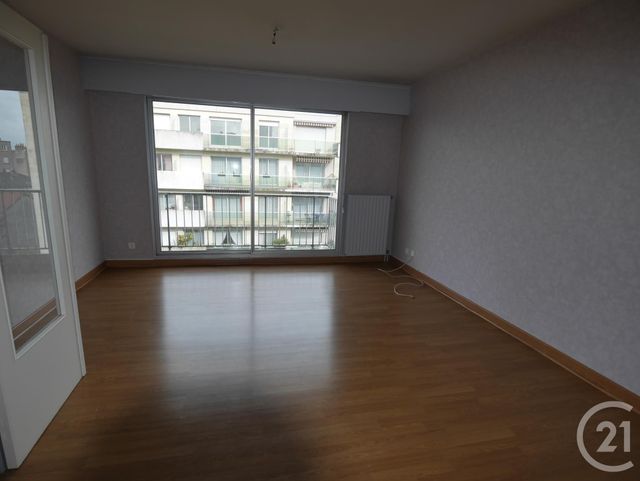 Afficher la photo en grand Appartement F2 à louer - 2 pièces - 47.4 m2 - MOULINS - 03 - AUVERGNE - Century 21 Pierre Immobilier