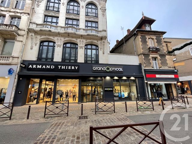 commerce à louer - 254.3 m2 - MOULINS - 03 - AUVERGNE - Century 21 Pierre Immobilier
