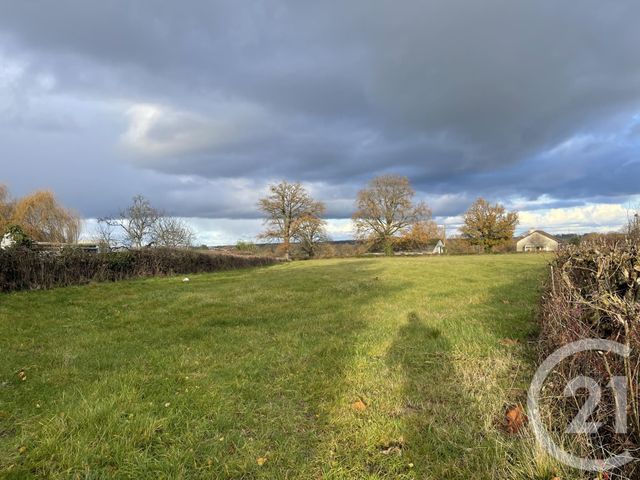 terrain à vendre - 5022.0 m2 - YGRANDE - 03 - AUVERGNE - Century 21 Pierre Immobilier