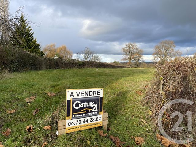 terrain à vendre - 5022.0 m2 - YGRANDE - 03 - AUVERGNE - Century 21 Pierre Immobilier