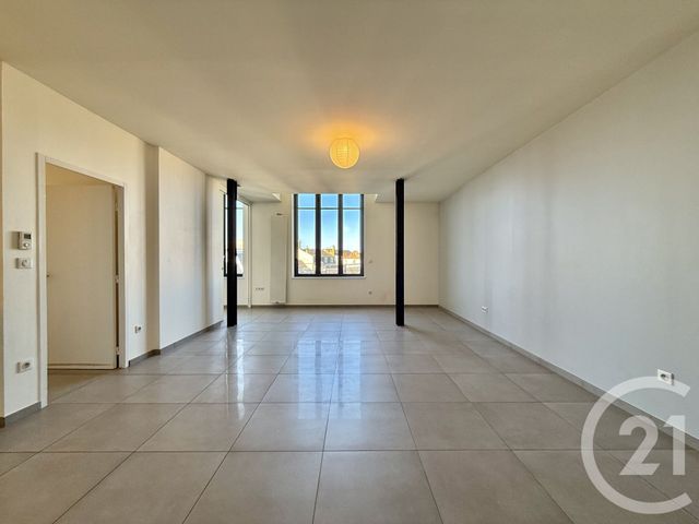Appartement à louer - 4 pièces - 128.07 m2 - MOULINS - 03 - AUVERGNE - Century 21 Pierre Immobilier