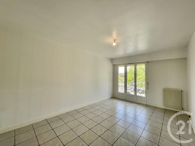 Appartement F3 à vendre - 3 pièces - 65.95 m2 - MOULINS - 03 - AUVERGNE - Century 21 Pierre Immobilier