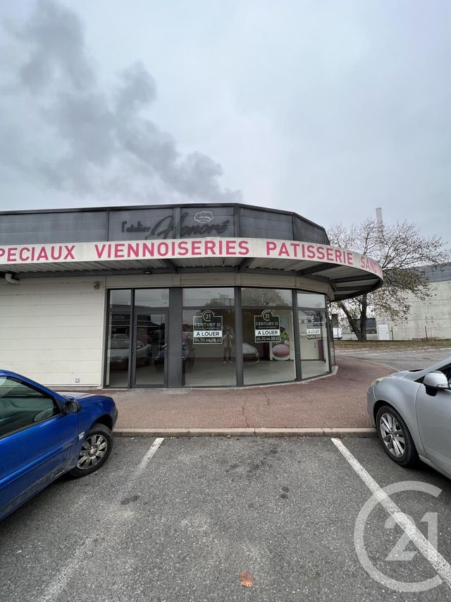 Afficher la photo en grand commerce à louer - 200.0 m2 - MOULINS - 03 - AUVERGNE - Century 21 Pierre Immobilier