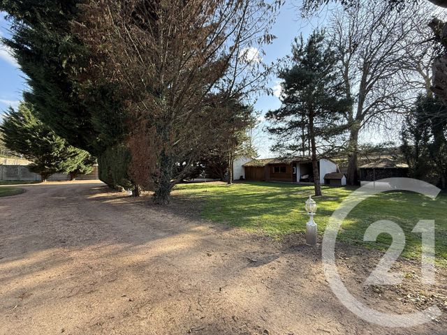 maison à vendre - 5 pièces - 216.77 m2 - VILLENEUVE SUR ALLIER - 03 - AUVERGNE - Century 21 Pierre Immobilier