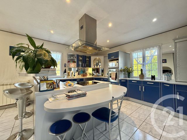 maison à vendre - 5 pièces - 216.77 m2 - VILLENEUVE SUR ALLIER - 03 - AUVERGNE - Century 21 Pierre Immobilier