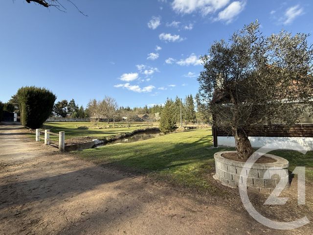 maison à vendre - 5 pièces - 216.77 m2 - VILLENEUVE SUR ALLIER - 03 - AUVERGNE - Century 21 Pierre Immobilier