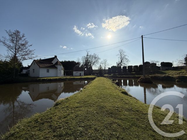 maison à vendre - 5 pièces - 216.77 m2 - VILLENEUVE SUR ALLIER - 03 - AUVERGNE - Century 21 Pierre Immobilier