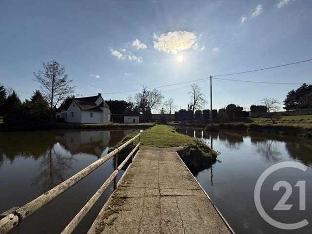 maison à vendre - 5 pièces - 216.77 m2 - VILLENEUVE SUR ALLIER - 03 - AUVERGNE - Century 21 Pierre Immobilier