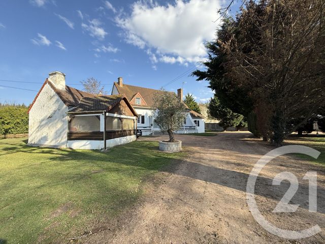 maison à vendre - 5 pièces - 216.77 m2 - VILLENEUVE SUR ALLIER - 03 - AUVERGNE - Century 21 Pierre Immobilier