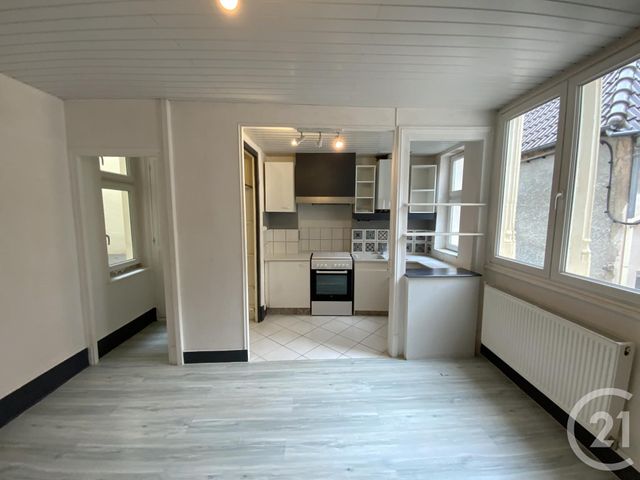 Appartement F3 à louer - 3 pièces - 66.0 m2 - MOULINS - 03 - AUVERGNE - Century 21 Pierre Immobilier