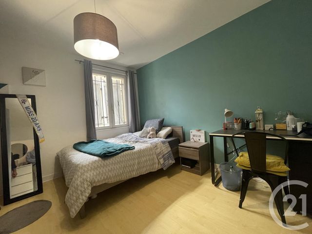 Afficher la photo en grand maison à vendre - 10 pièces - 339.0 m2 - YZEURE - 03 - AUVERGNE - Century 21 Pierre Immobilier