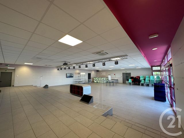 commerce à louer - 847.0 m2 - AVERMES - 03 - AUVERGNE - Century 21 Pierre Immobilier