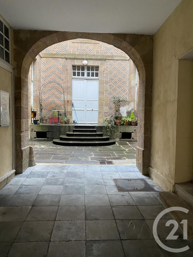 Appartement F4 à vendre - 4 pièces - 90.95 m2 - MOULINS - 03 - AUVERGNE - Century 21 Pierre Immobilier