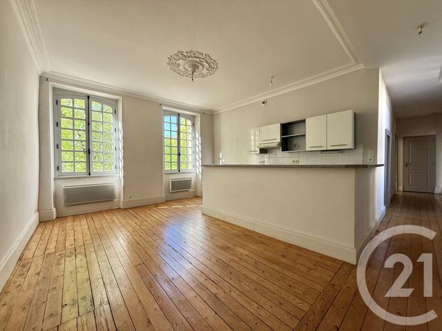 Appartement F4 à vendre - 4 pièces - 90.95 m2 - MOULINS - 03 - AUVERGNE - Century 21 Pierre Immobilier
